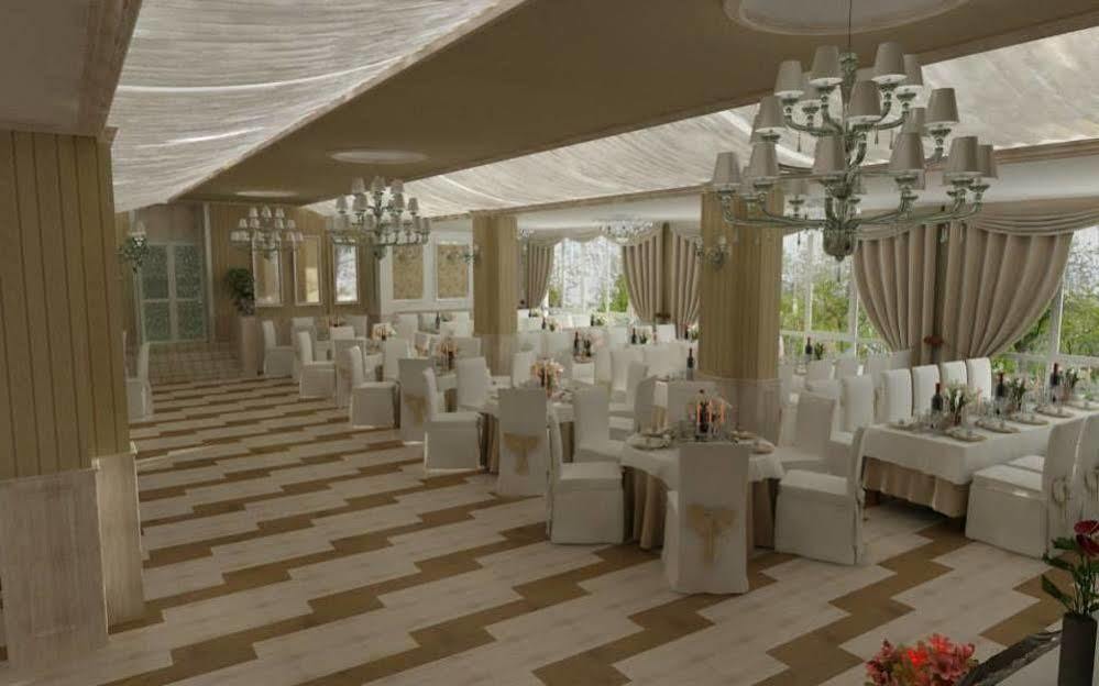 Hotel Gala Kluż-Napoka Zewnętrze zdjęcie